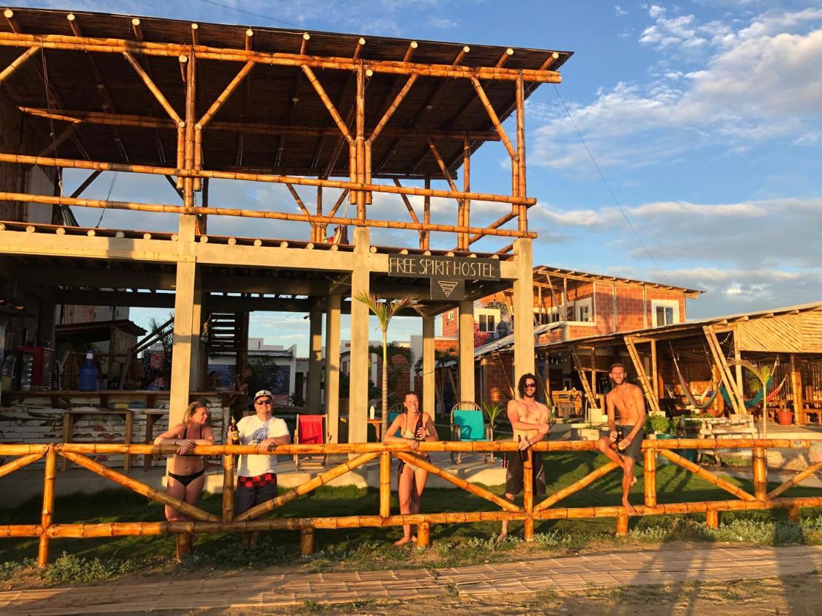Free Spirit Ecuador, Puerto Engabao Otel Dış mekan fotoğraf