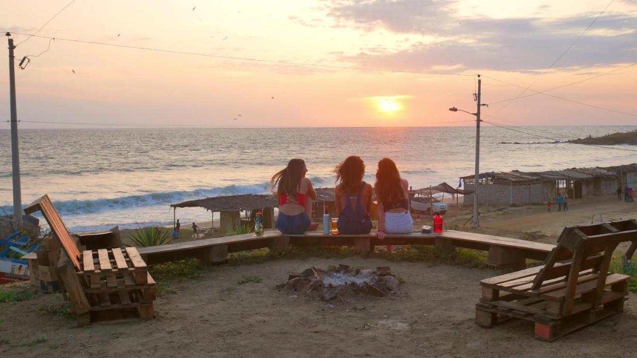 Free Spirit Ecuador, Puerto Engabao Otel Dış mekan fotoğraf
