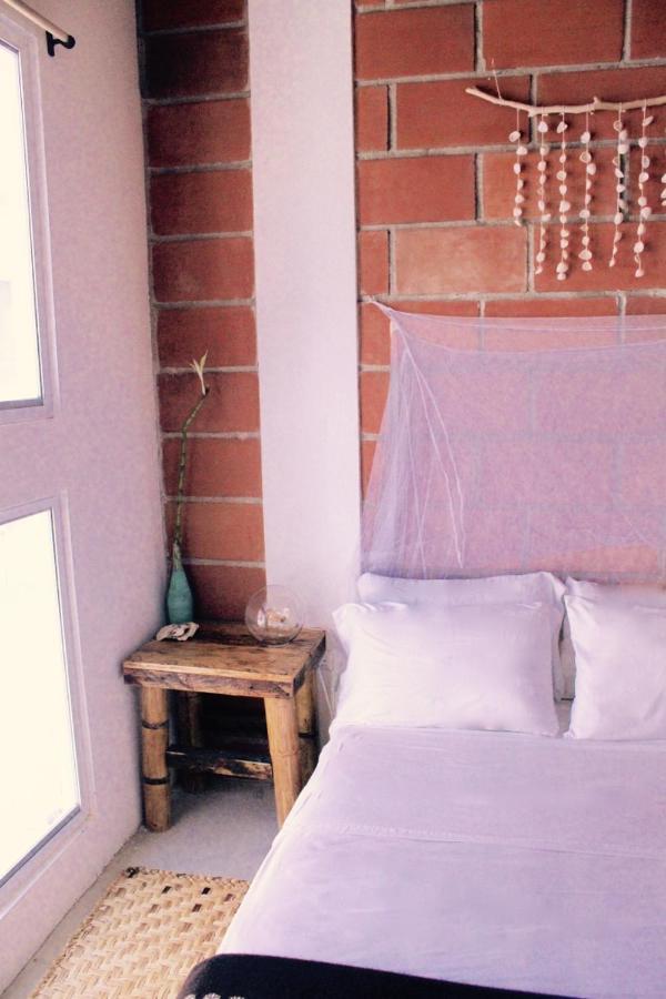 Free Spirit Ecuador, Puerto Engabao Otel Dış mekan fotoğraf