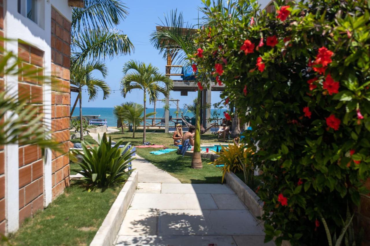 Free Spirit Ecuador, Puerto Engabao Otel Dış mekan fotoğraf